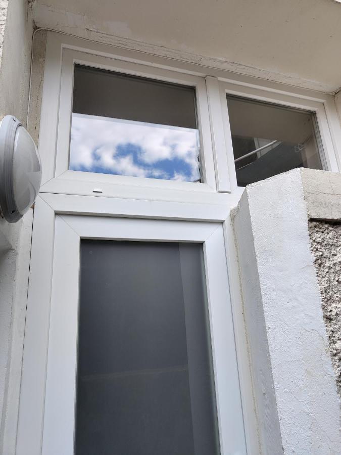 Le Loft Magnan - Ac- Pres - Wifi - Parking - Confort Et Moderne - Supermarches Et Tram Proches Apartment *